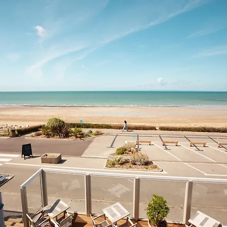 Hotel Des Isles *